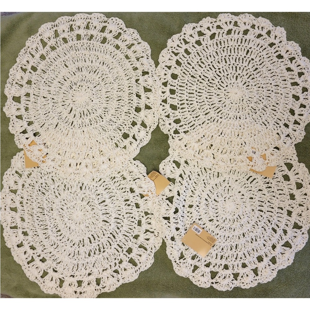 4 ct Robert Stanley Crochet White Ivory 15” Placemats Charger Farmhouse Planter
